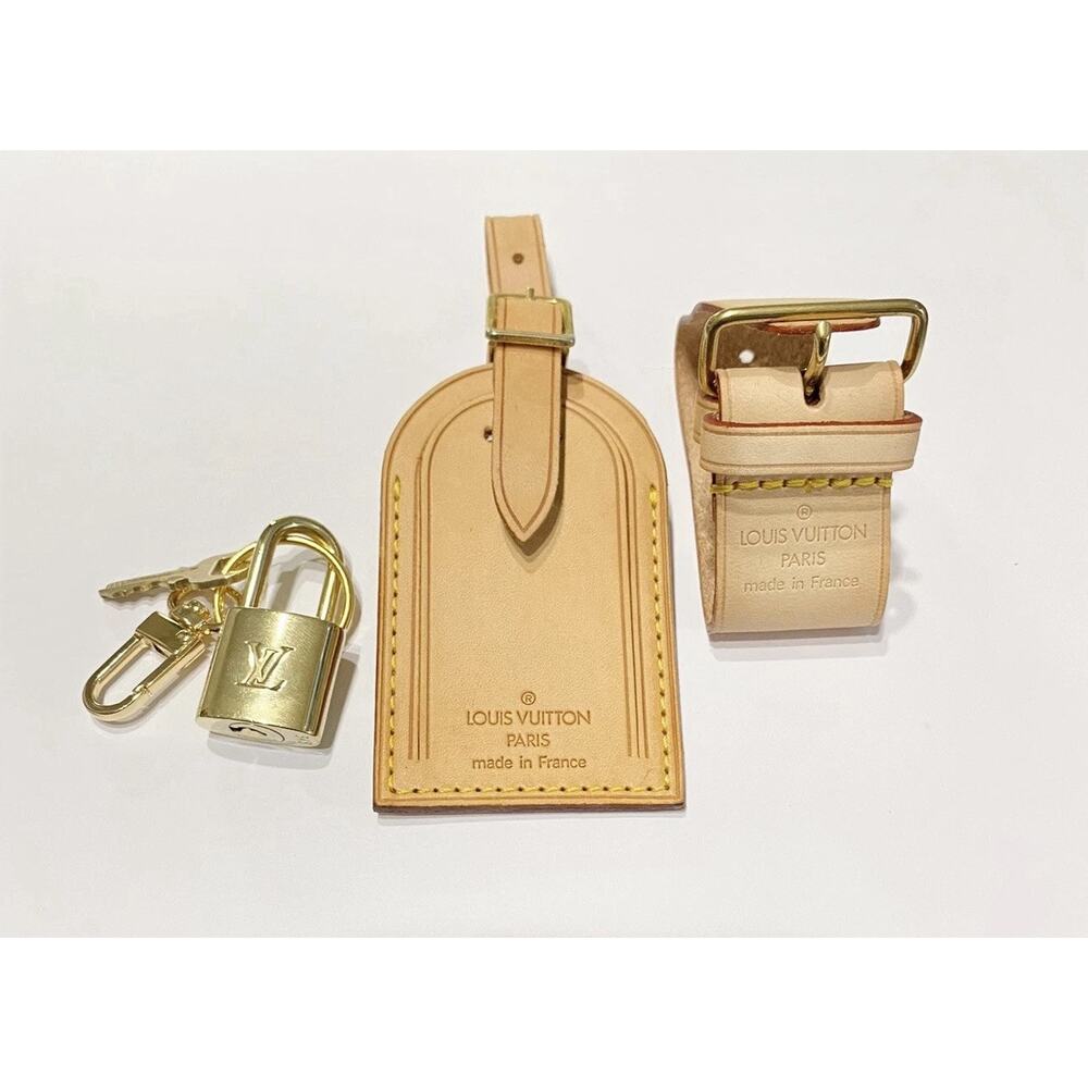Louis Vuitton Name Tag Strap Poignet Lock & Key 1 Set -Beige France Authentic
